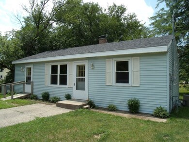 5130 S Driftwood Dr, Janesville, WI 53546 - photo 3