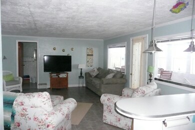 Fam Room