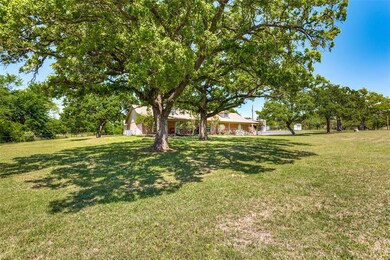 112 Jamar Dr, Weatherford, TX 76088 - photo 2