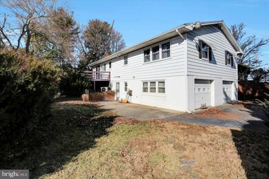 1526 Siloam Rd, Chambersburg, PA 17201 - photo 5