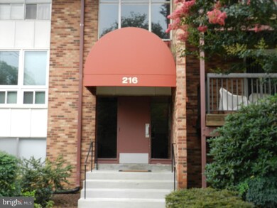 216 Park Terrace Ct SE unit 99, Vienna, VA 22180 - photo 5