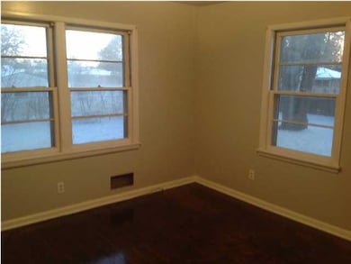 Again check out the wood floors and abundant light