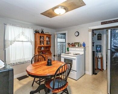11 Kellogg St, Westfield, MA 01085 - photo 7