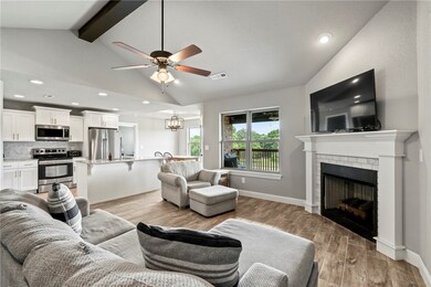 480 Infantry Ln, Prairie Grove, AR 72753 - photo 6