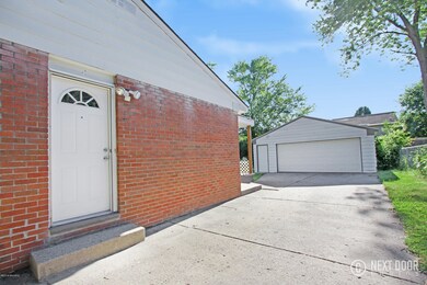 1760 Carlton Ave NE, Grand Rapids, MI 49505 - photo 3