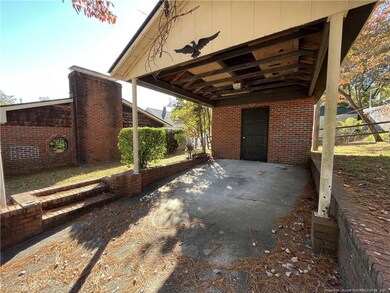 Extra Covered Parking Area