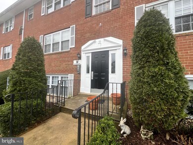 826 South Ave unit R9, Secane, PA 19018 - photo 2