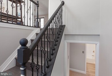 531 Fuselage Ave, Essex, MD 21221 - photo 3