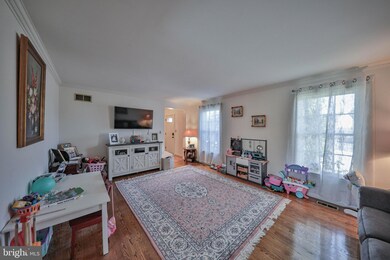 4541 Cairo Dr, Whitehall, PA 18052 - photo 3