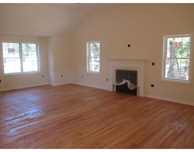 85 Bridle Rd, Billerica, MA 01821 - photo 5