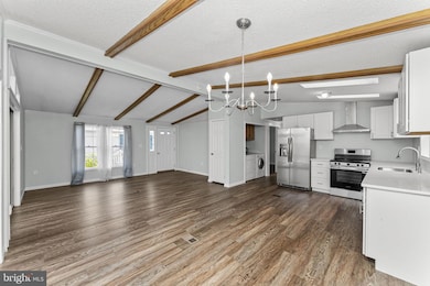 738 Aspen Cir, Red Hill, PA 18076 - photo 7