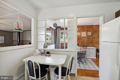 1006 Plover Dr, Halethorpe, MD 21227 - photo 7