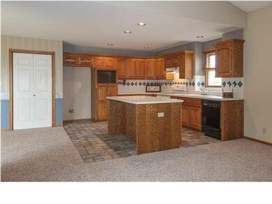 Open floor plan, kitchen, hearth room, eating bar,