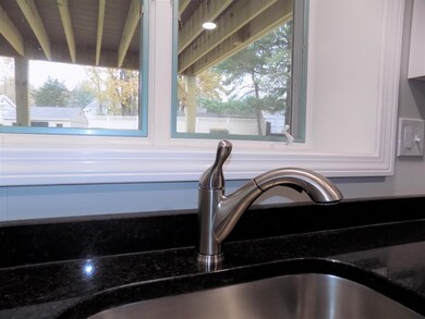 7 Kennedy Dr unit B, Saugus, MA 01906 - photo 5