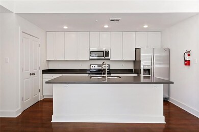 729 Second St unit 7, New Orleans, LA 70130 - photo 4