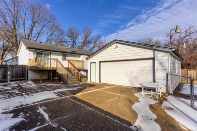 5201 SE 9th St, Des Moines, IA 50315 - photo 2