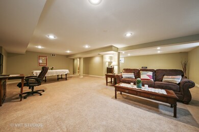 541 S Hillside Ave, Elmhurst, IL 60126 - photo 7