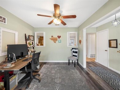 8401 Glenann Dr, North Richland Hills, TX 76182 - photo 5