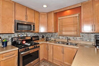 6337 S Lavergne Ave, Chicago, IL 60638 - photo 5