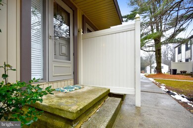 71 Dendron Ct, Parkville, MD 21234 - photo 2