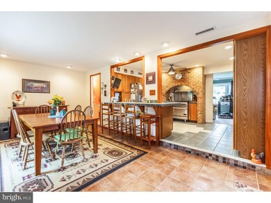 239 Alden Ave, Morrisville, PA 19067 - photo 7