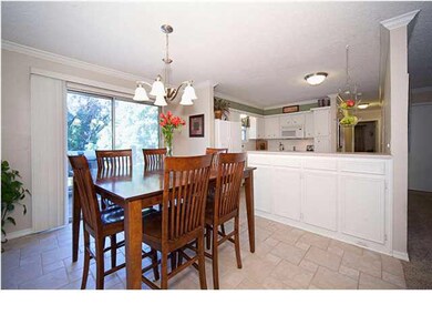 Dining room open to the kitchen!