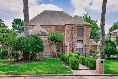 3707 Trappers Forest Dr, Houston, TX 77088 - photo 2