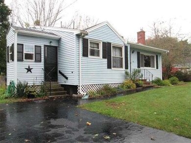 25 Sunrise Dr, Bridgewater, MA 02324 - photo 2