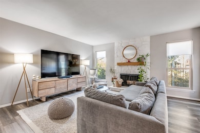 10650 Steppington Dr unit 212, Dallas, TX 75230 - photo 3