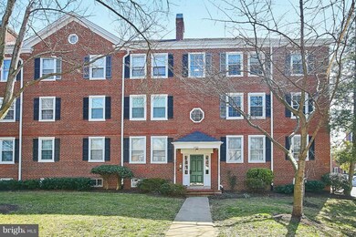 4902 29th Rd S unit C2, Arlington, VA 22206 - photo 3