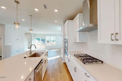 2708 Hunter Woods Dr unit 635, Apex, NC 27502 - photo 7