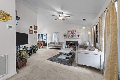 3201 Argyle Ln, Greensboro, NC 27406 - photo 4