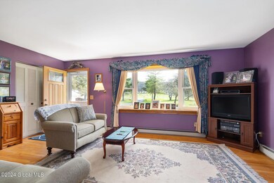 4-web-or-mls-345ColbyRd_04