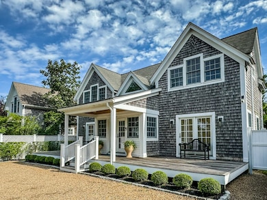 99 Cooke St, Edgartown, MA 02539 - photo 3