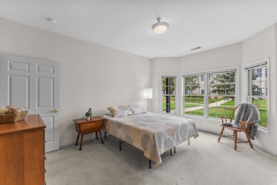 6728 S 34th St unit 4, Franklin, WI 53132 - photo 7