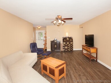 4704 W Uniontown St, Broken Arrow, OK 74012 - photo 6