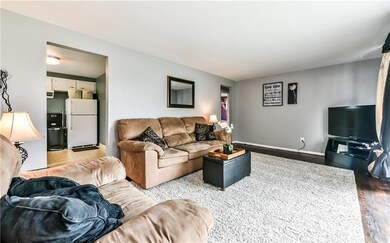 18 X 11 Living Room with updated paint colors and 