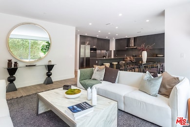 728 N Sweetzer Ave unit 109, West Hollywood, CA 90069 - photo 4