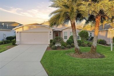 27046 Roanoke Dr, Leesburg, FL 34748 - photo 2