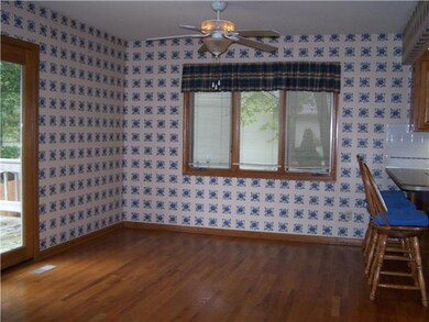 308 SW 25th St, Oak Grove, MO 64075 - photo 3