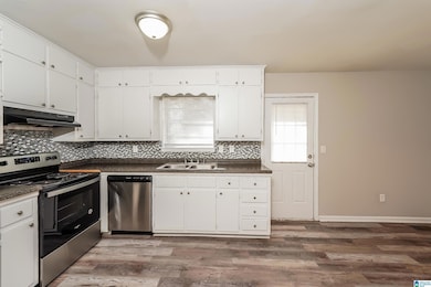 201 Jupiter Dr, Center Point, AL 35215 - photo 4