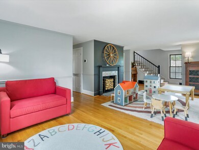 921 W Main St, Purcellville, VA 20132 - photo 7