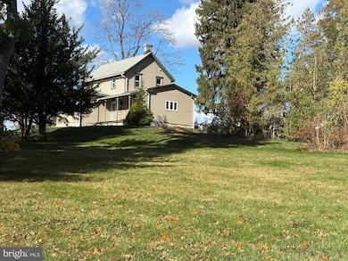 1217 N West St, Carlisle, PA 17013 - photo 2