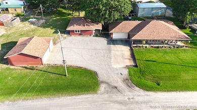 Overview of Main House, Guest House, 3 Car Garage,