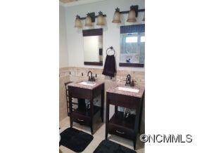 99 Le An Hurst Rd, Asheville, NC 28803 - photo 7