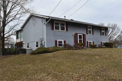 140 Horstman Dr, Schenectady, NY 12302 - photo 5