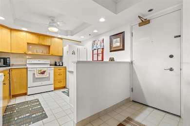 Key Capri Condominium unit 104E, Treasure Island, FL 33706 - photo 5