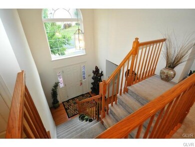 6983 Lincoln Dr, Macungie, PA 18062 - photo 2