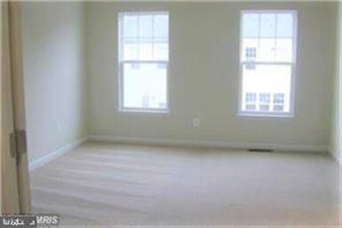 25508 Feltre Terrace, Chantilly, VA 20152 - photo 2