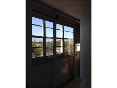 215 SE 3rd St unit 304B, Hallandale Beach, FL 33009 - photo 5